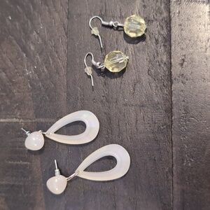 Y2K Vintage Set Of Earrings Translucent Iridescent Drop Hoops Dangle Teardrop